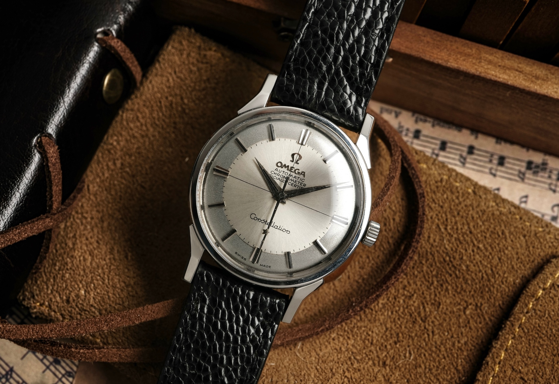 Omega Constellation pie-pan dial